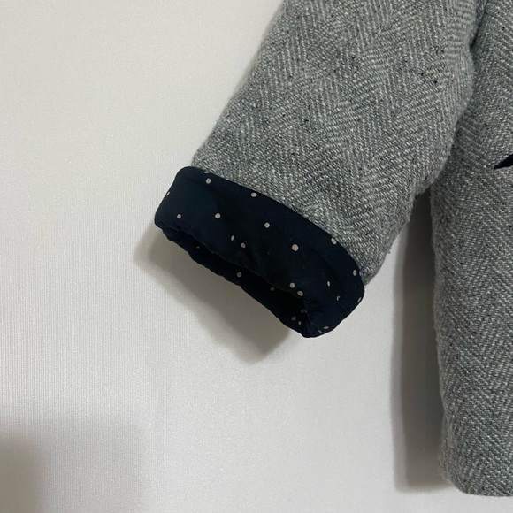 Zara Baby LIKE NEW grey fully lined snap up hooded pom pom winter coat size 2-3 - Picture 4 of 6